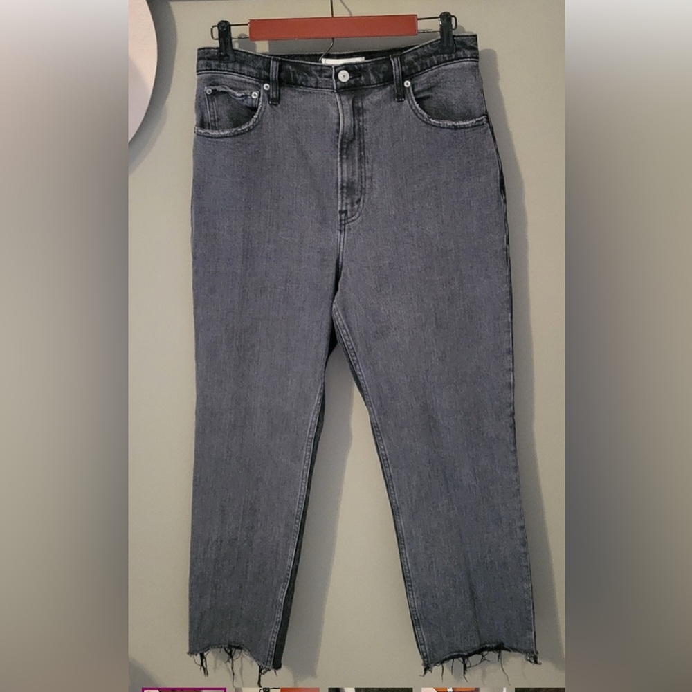 Abercrombie & Fitch The Ankle Straight Ultra High Rise Jeans Size 30